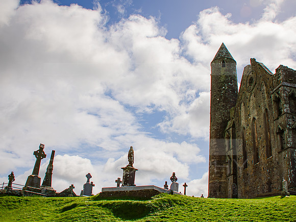 Carraig Phadraig, Caiseal - The Rock of Cashel - St. Patricks Rock 00010