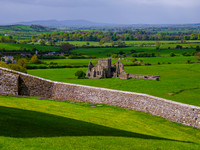 Carraig Phadraig, Caiseal - The Rock of Cashel - St. Patricks Rock 00013